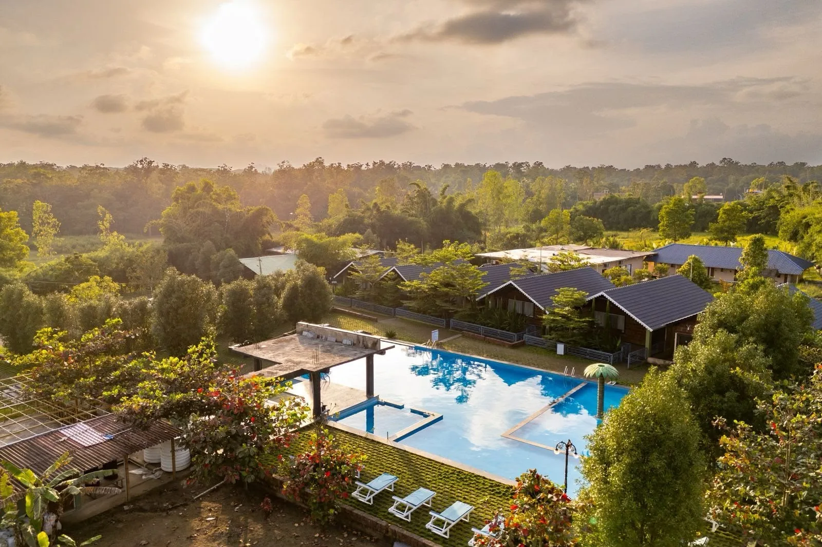 Dandeli Resort Hotel surrounded by nature in Dandeli, Karnataka